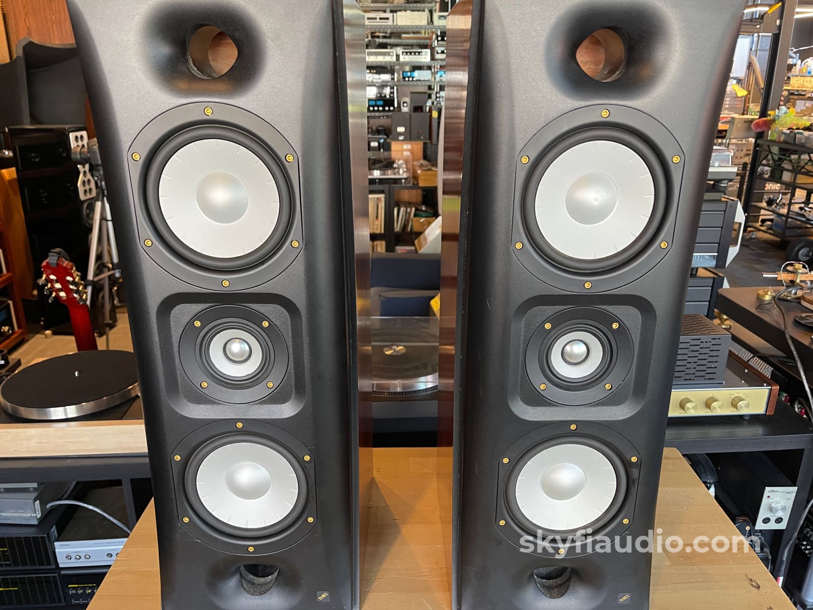 Thiel Mcs1 - Coherent Source Left/Right/Center (Lcr) Speaker System Amberwood Finish Speakers
