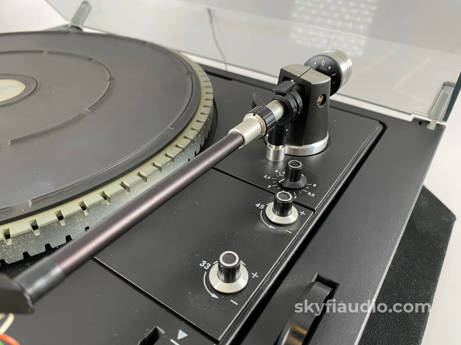 Thorens Td 105 Vintage Turntable With Grado Gold Cartridge