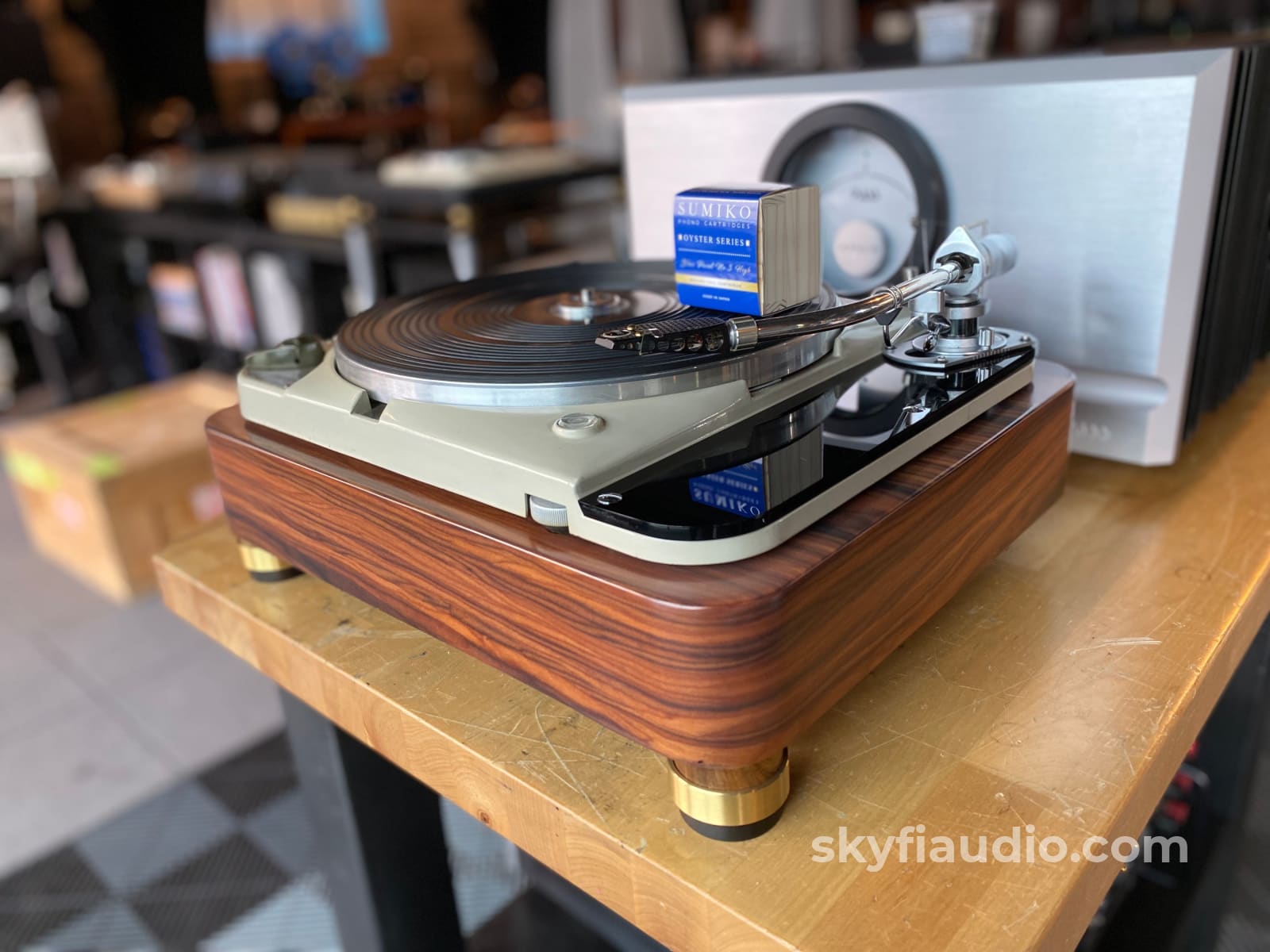 Thorens TD-124 SkyFi Custom Turntable w/SME Tonearm and New Walnut Pli