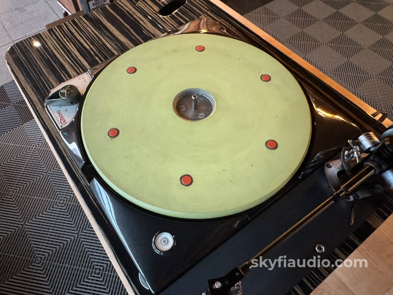 Custom Thorens TD124 Turntable w/ Graham Engineering Tonearm + New Hana MH Turntable