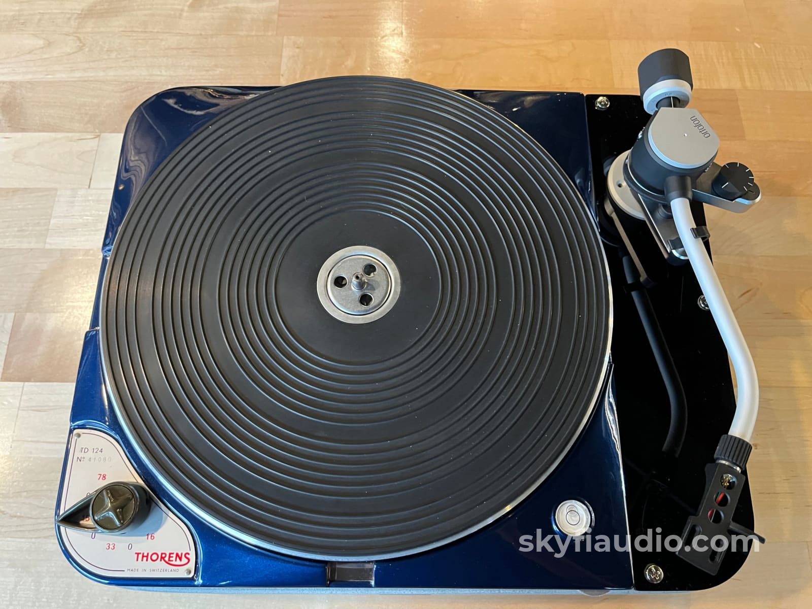Thorens TD-124 Turntable W/ - Concrete Plinth and New Lyra Delos MC Phono Cartridge Turntable