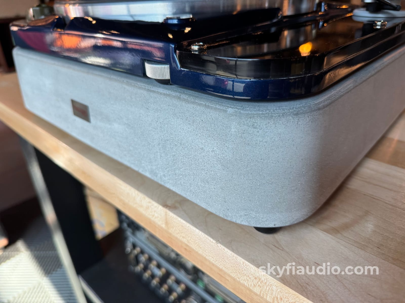 Thorens TD-124 Turntable W/ - Concrete Plinth and New Lyra Delos MC Phono Cartridge Turntable