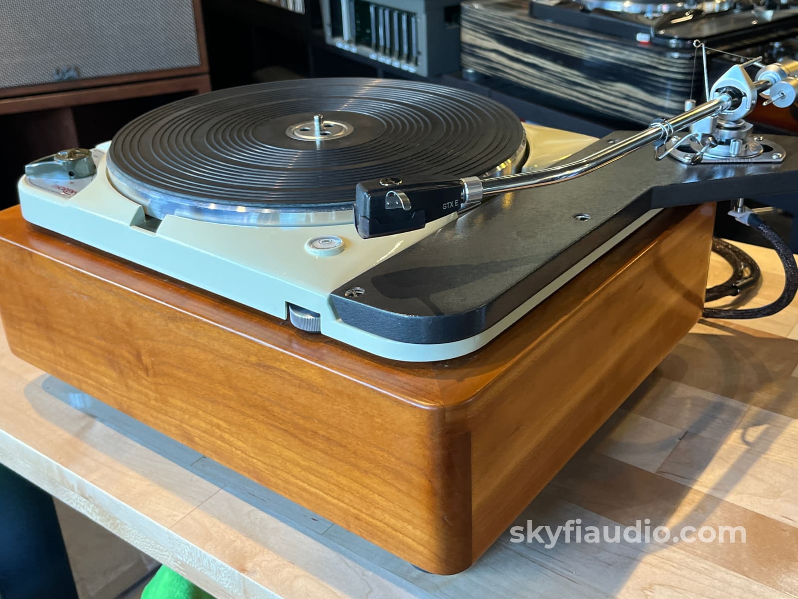 Thorens TD-124 Turntable W/ SME Arm and Ortofon GTX E SPU Cartridge - Custom Solid Wood Plinth - Turntable