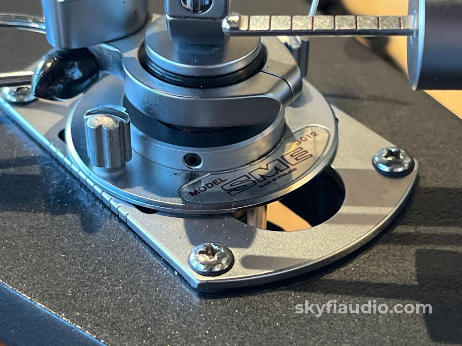 Thorens TD-124 Turntable W/ SME Arm and Ortofon GTX E SPU Cartridge - Custom Solid Wood Plinth - Turntable