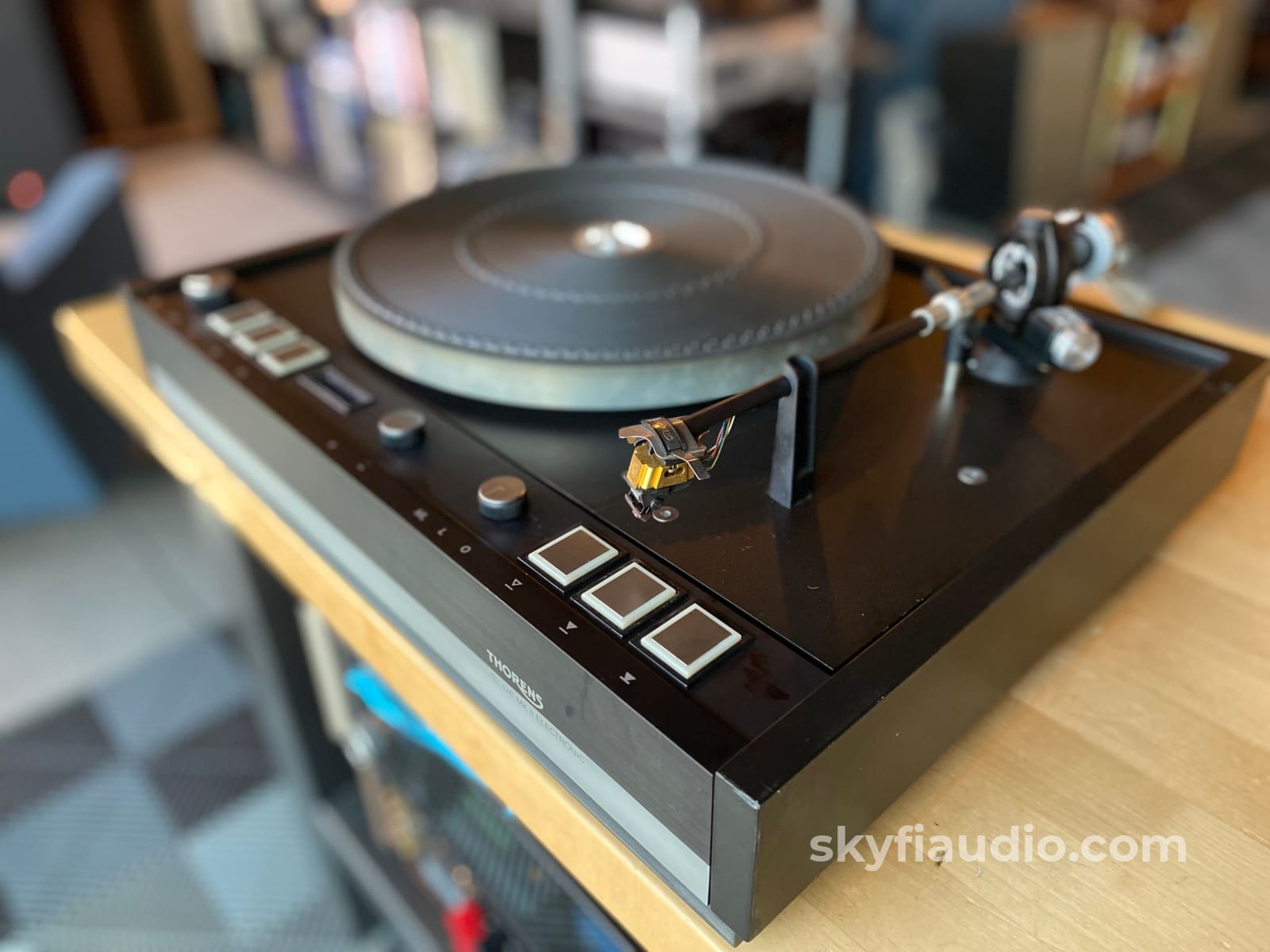Thorens Td126 Mkii Vintage Turntable With Shure Ultra 500 Cartridge