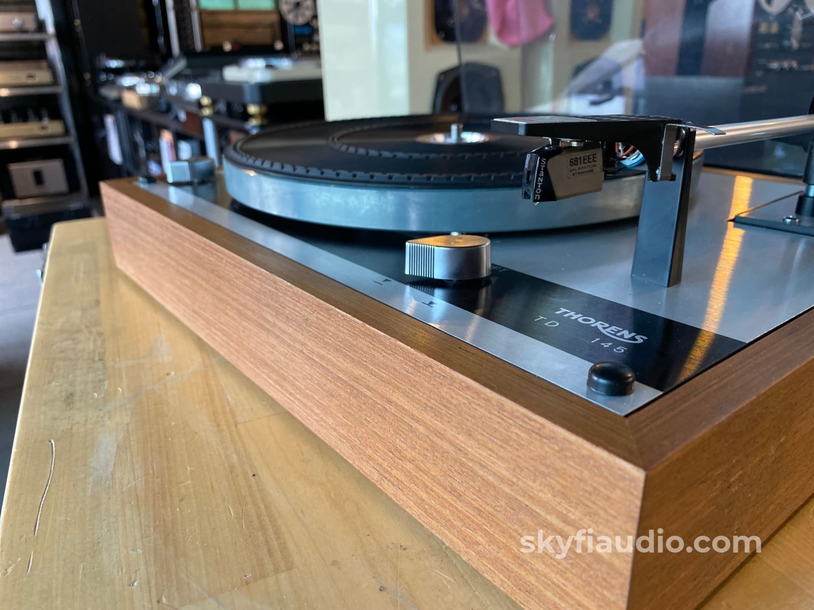 Thorens Td-145 Vintage Turntable W/Stanton Cartridge
