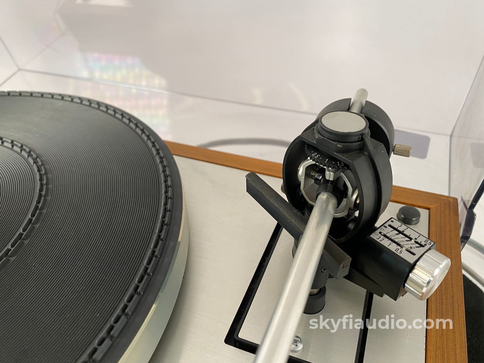 Thorens TD 160 Vintage Turntable With Brand New Sumiko Amethyst Cartri