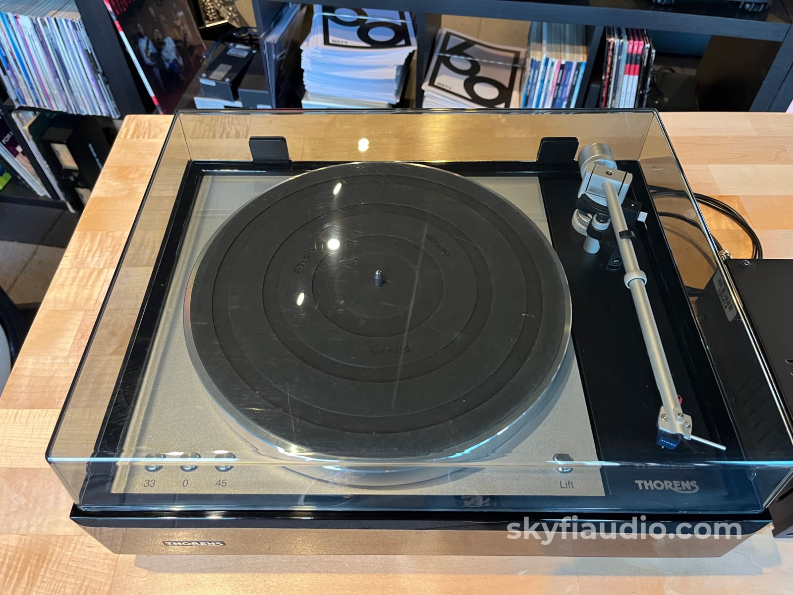 Thorens TD 1601 Belt Drive Semi Automatic Turntable W/ New Sumiko BP No.3 Cartridge - Turntable