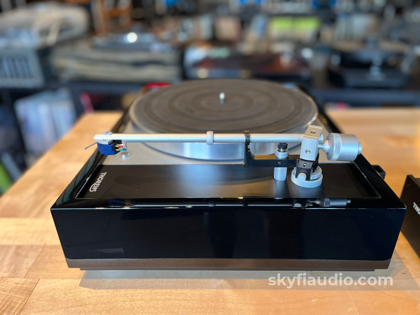 Thorens TD 1601 Belt Drive Semi Automatic Turntable W/ New Sumiko BP No.3 Cartridge - Turntable