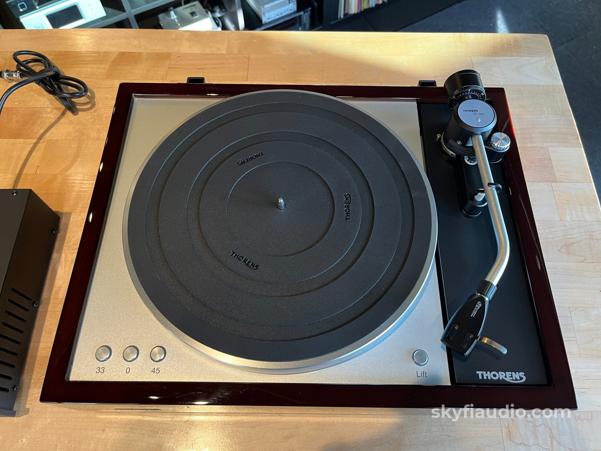 Thorens TD 1601 Turntable W/ New Hana ML Cartridge - Open Box - Turntable