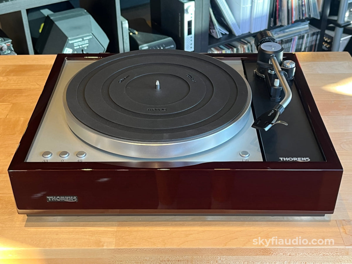 Thorens TD 1601 Turntable W/ New Hana ML Cartridge - Open Box - Turntable