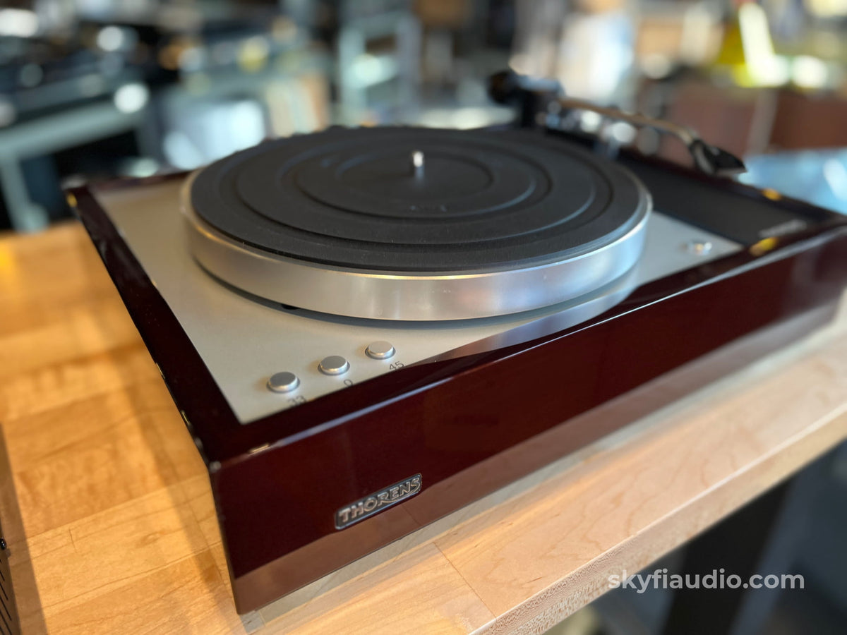 Thorens TD 1601 Turntable W/ New Hana ML Cartridge - Open Box - Turntable