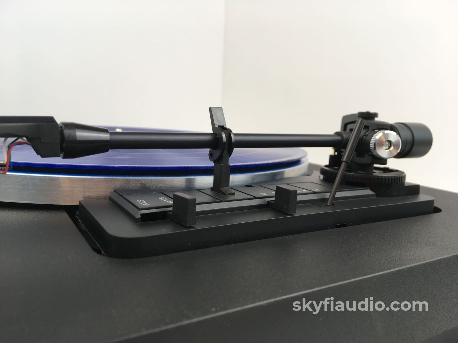 Thorens TD-190 Automatic Turntable