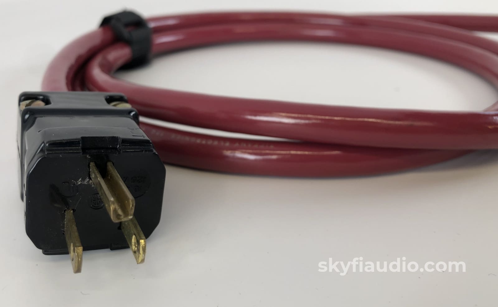 Tiffany Electronics Tpc40 Power Cable - Superb Performer 2M (1 Of 3) Cables