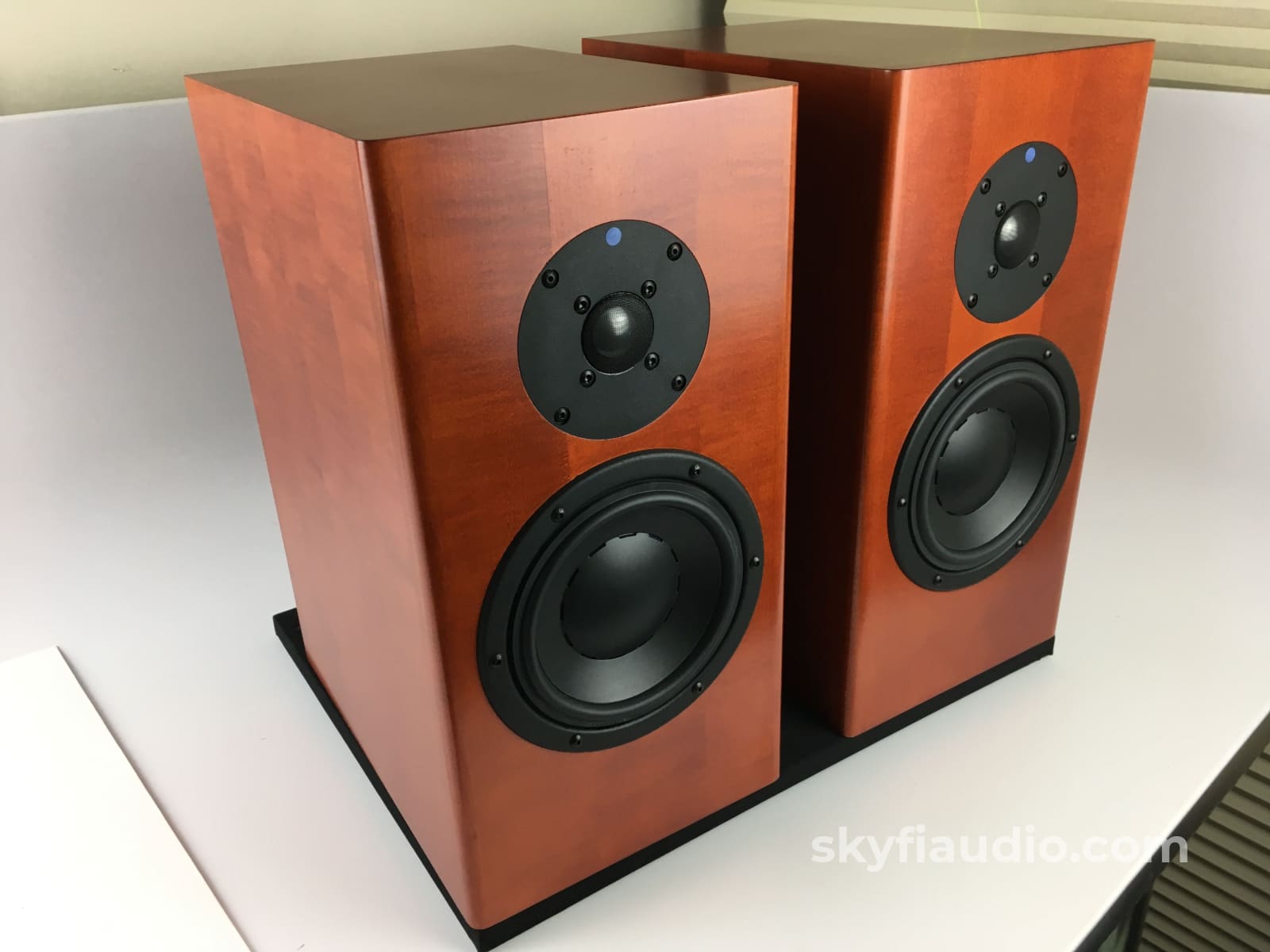 スピーカー・ウーファー Totem Acoustic Mani-2 Totem Acoustic Mani-2 Signature Speakers