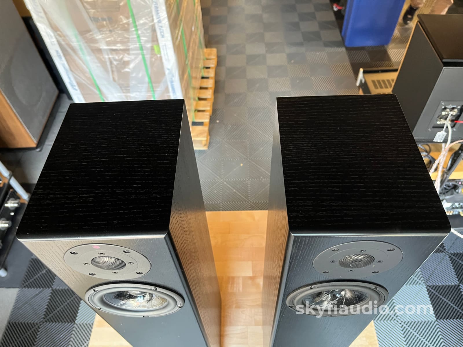 Totem Hawk Floorstanding Speakers in Black Speakers