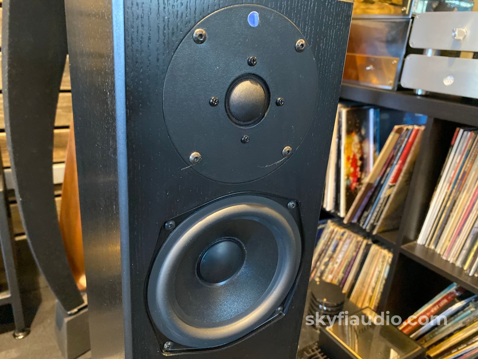 Totem Sttaf Floorstanding Speakers With Mite-T Center