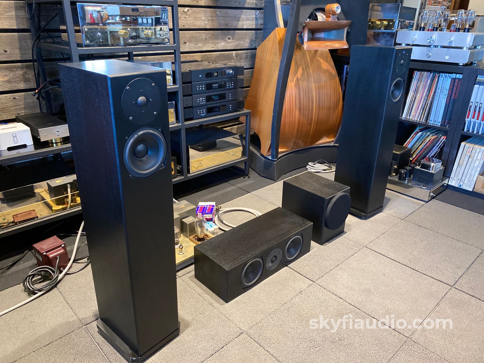 Totem Sttaf Floorstanding Speakers With Mite-T Center