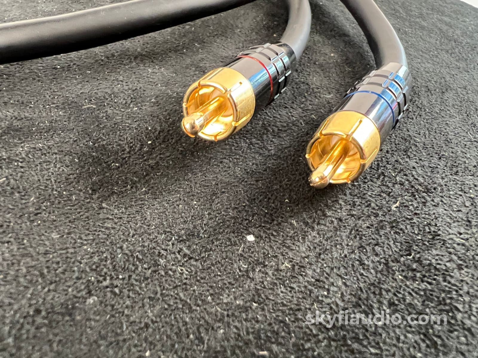 Transparent Musiclink Rca Interconnects (Pair) - 1M Cables