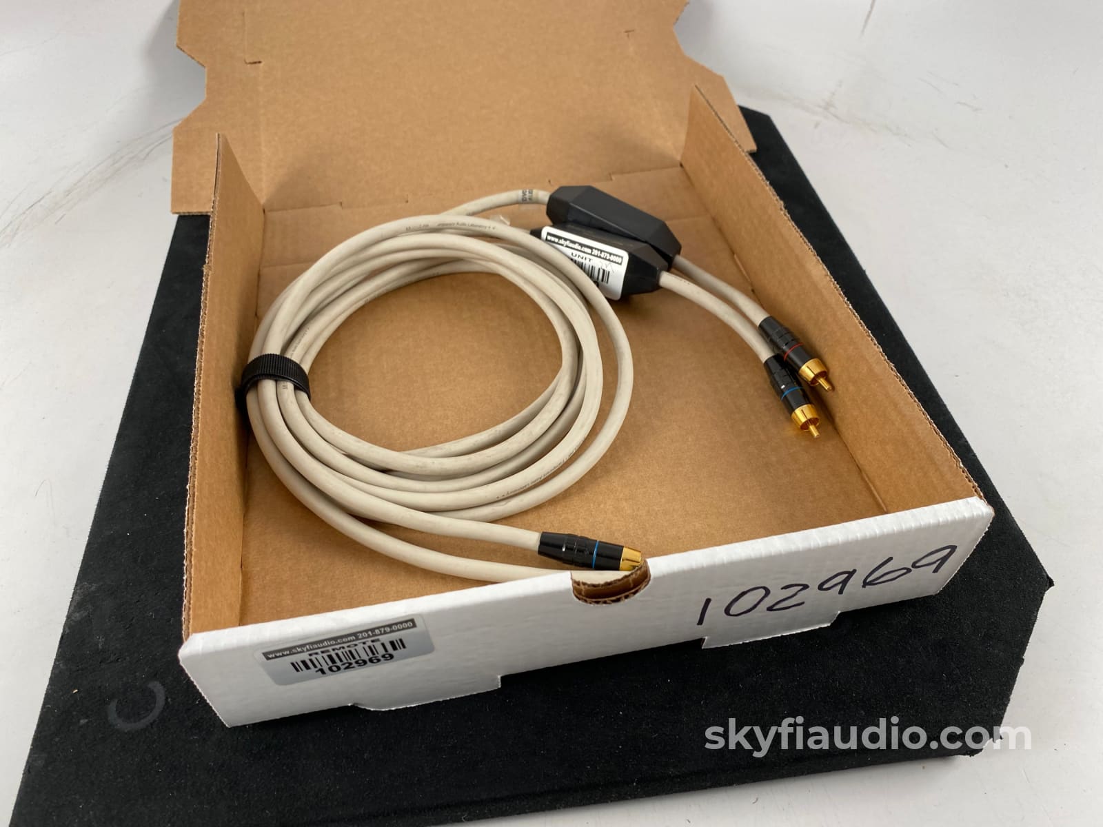 Transparent Musiclink Rca Interconnects (Pair) - 2M Cables
