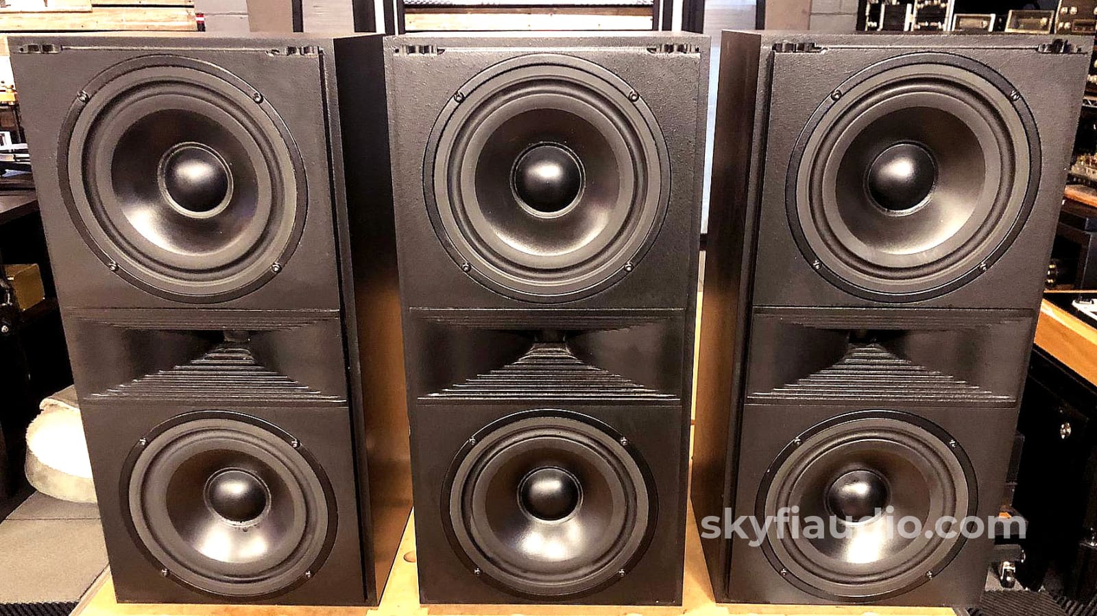 Triad Home Cinema Classic Lcr Speakers - Thx Rated