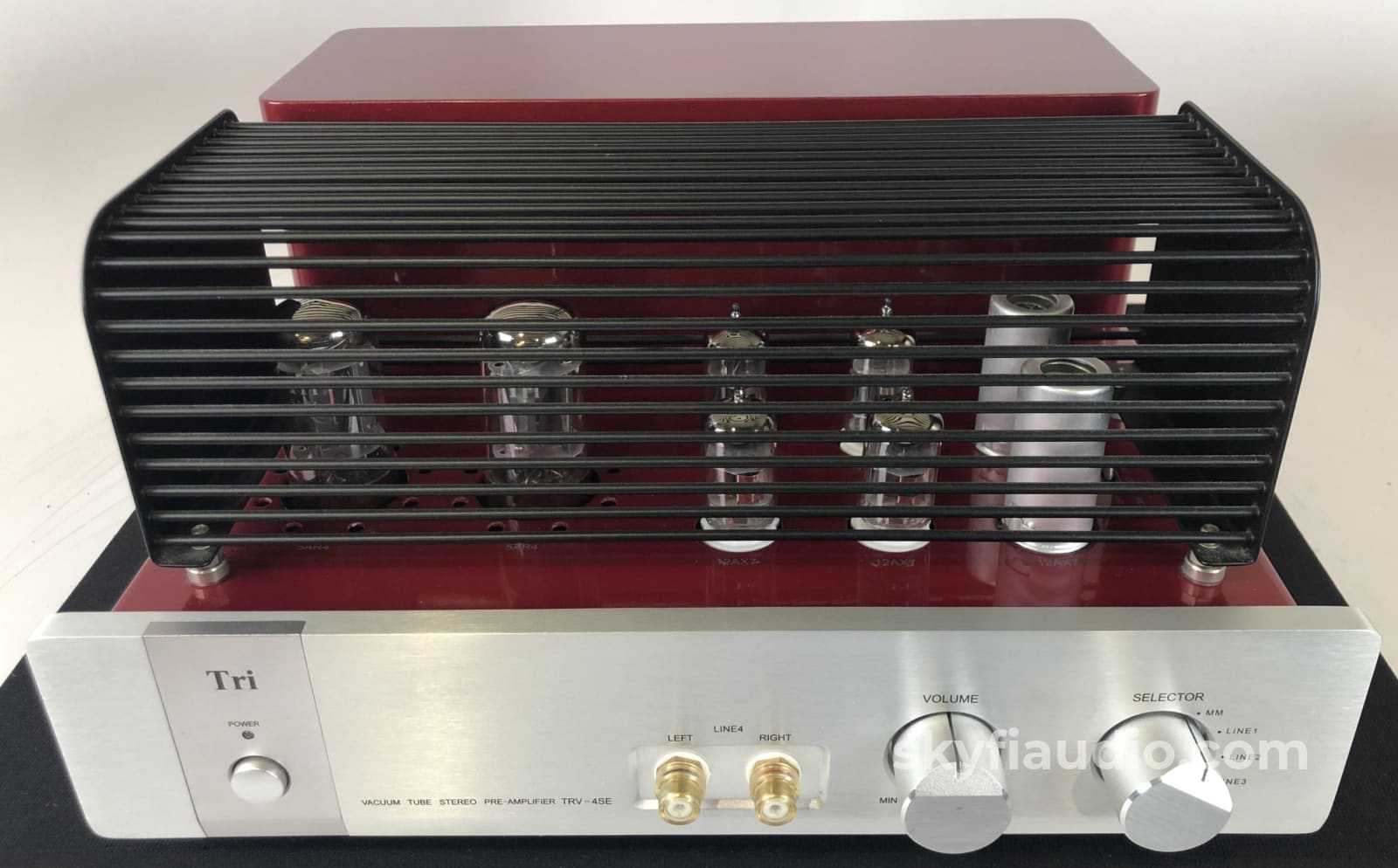 Triode Trv-4Se Tube Stereo Preamplifier With Phono Input