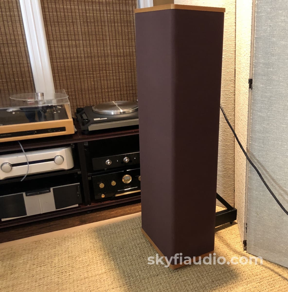 Vandersteen Model 3A Full Range Speakers With Sound Anchor Stands