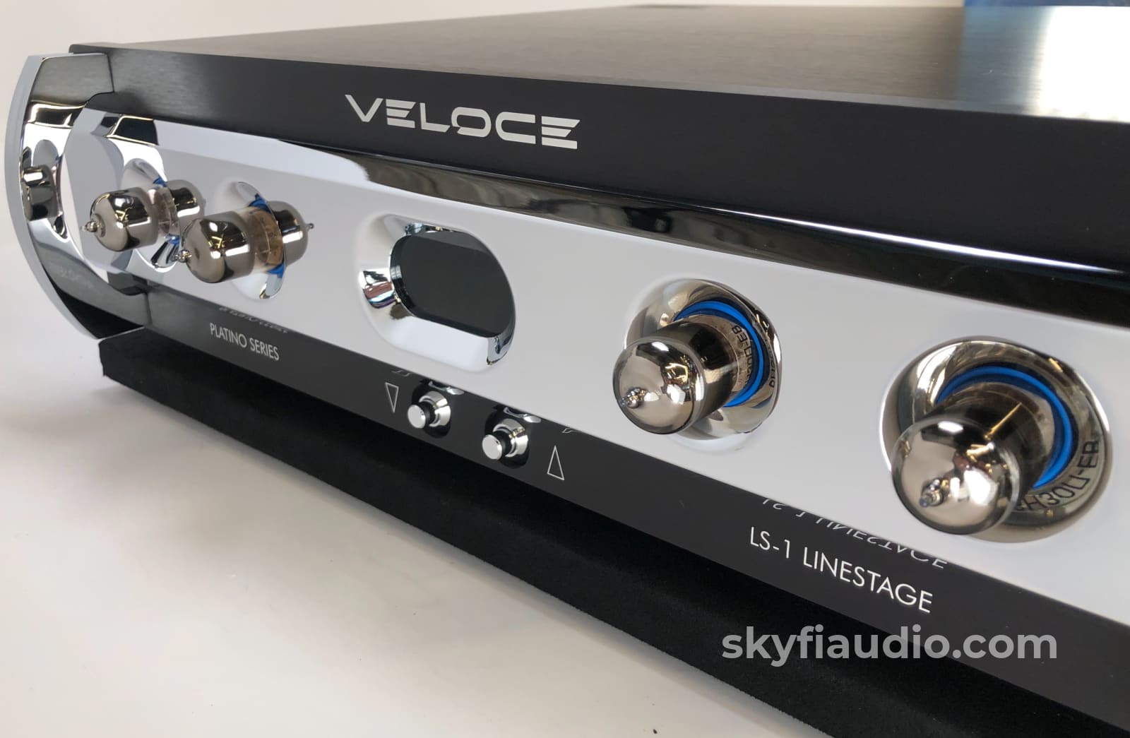 Veloce Audio - Lithio Series Ls-1 Line Stage Tube Preamplifier With Smartsupply Battery Power