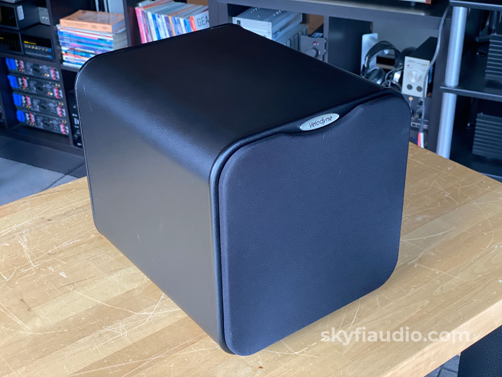 Velodyne Minivee - Compact Powered Subwoofer With 1000W Amp! Speakers