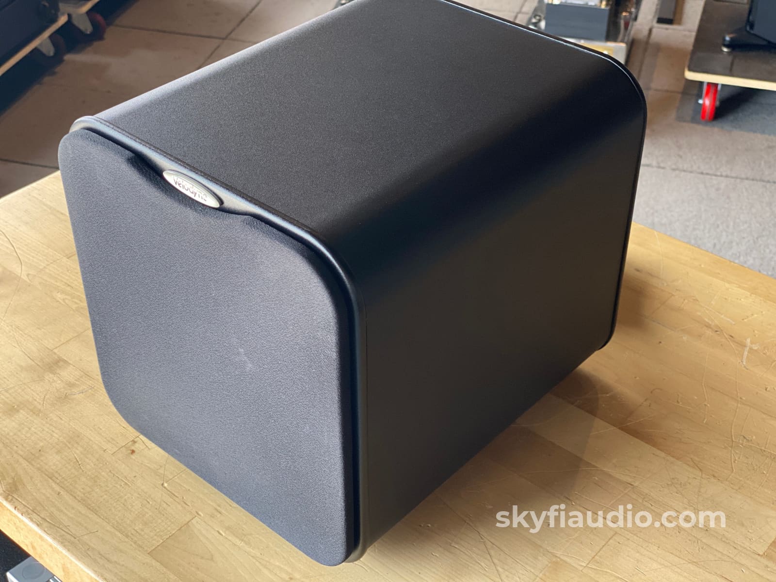 Velodyne Minivee - Compact Powered Subwoofer With 1000W Amp! Speakers