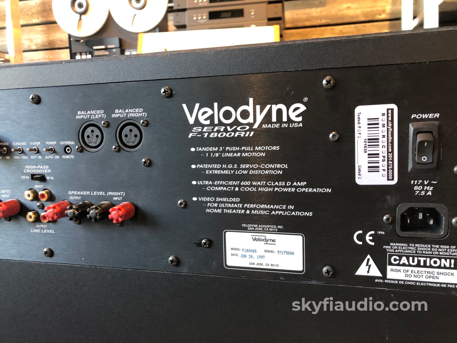 Velodyne Servo F-1800R Ii Subwoofer - 600W And Monstrous 18 Driver Speakers