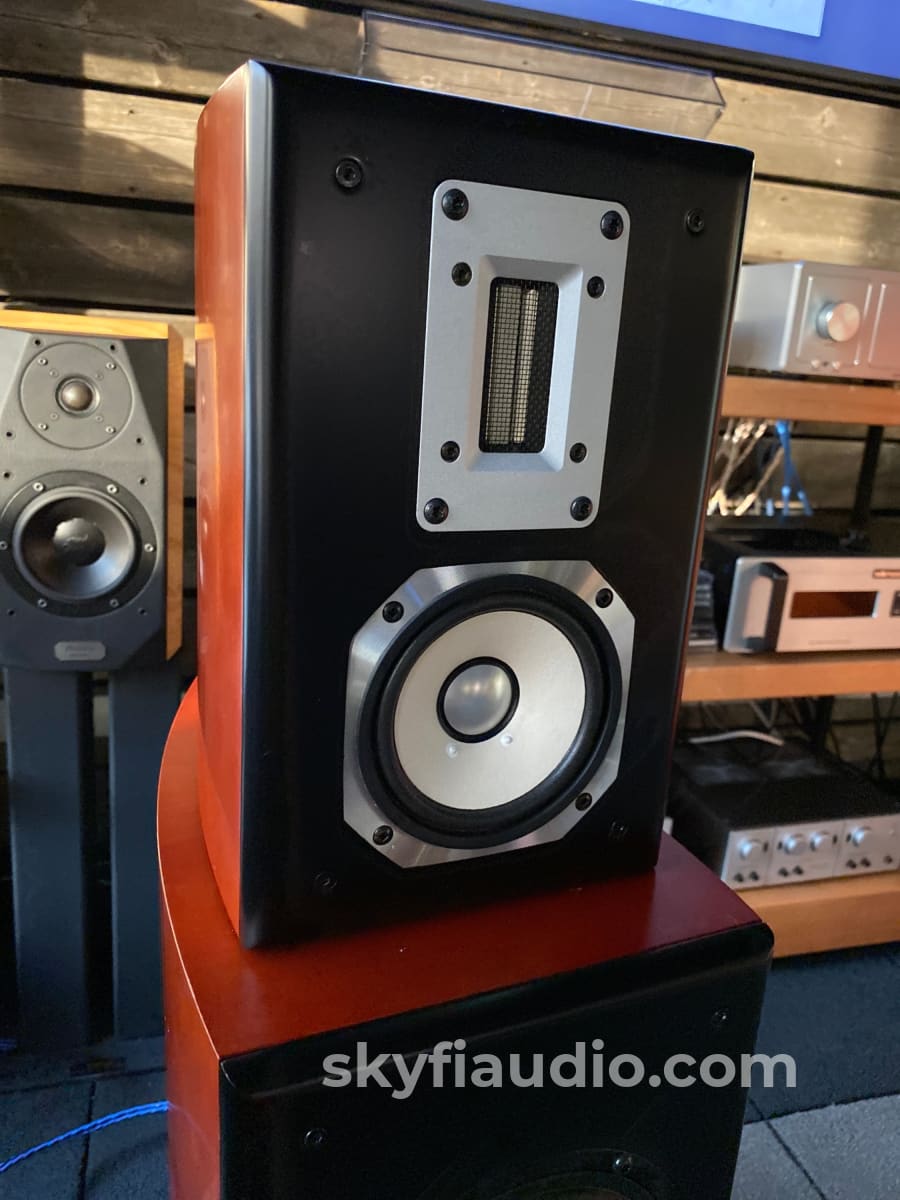 Von Schweikert Audio - Unifield Model Three Floorstanding Speakers