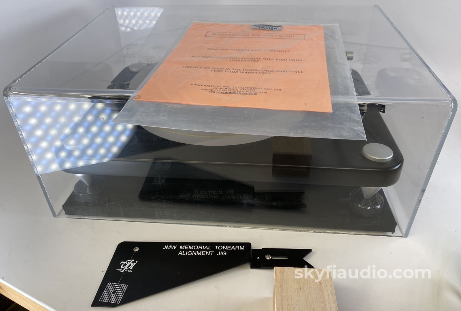 Vpi Aries Scout With New Sumiko Moving-Coil Phono Cartridge Turntable