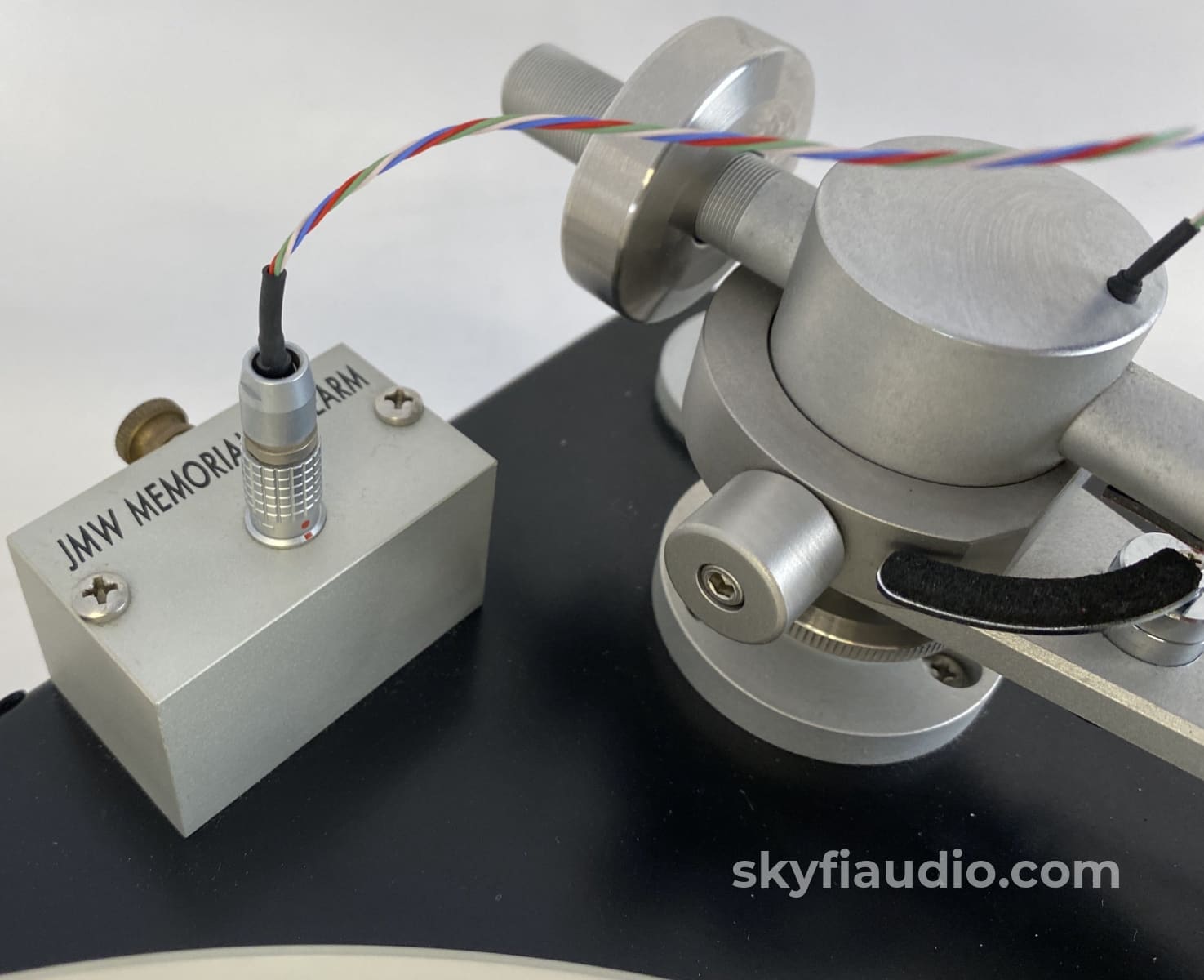 Vpi Aries Scout With New Sumiko Moving-Coil Phono Cartridge Turntable