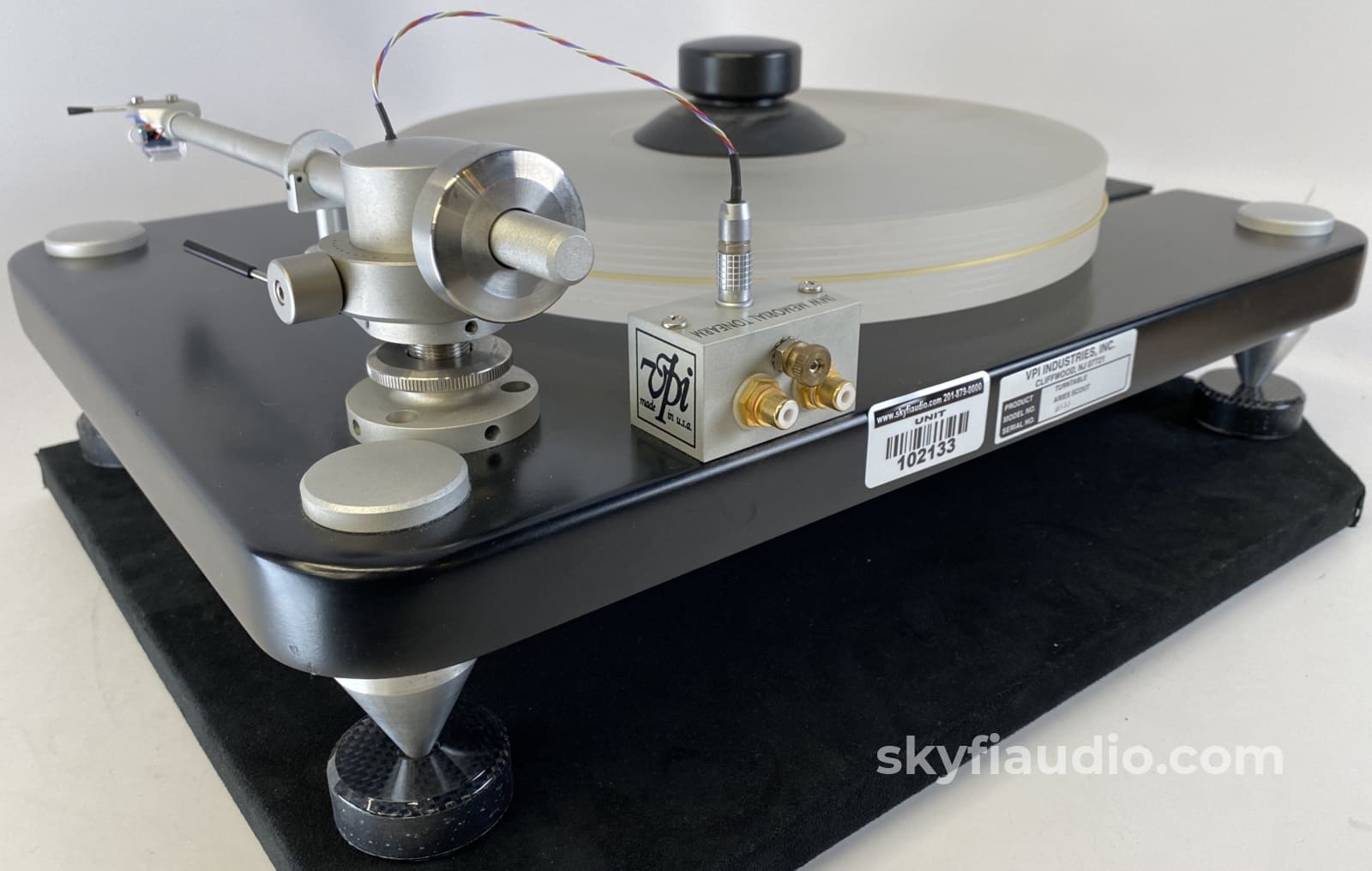 Vpi Aries Scout With New Sumiko Moving-Coil Phono Cartridge Turntable