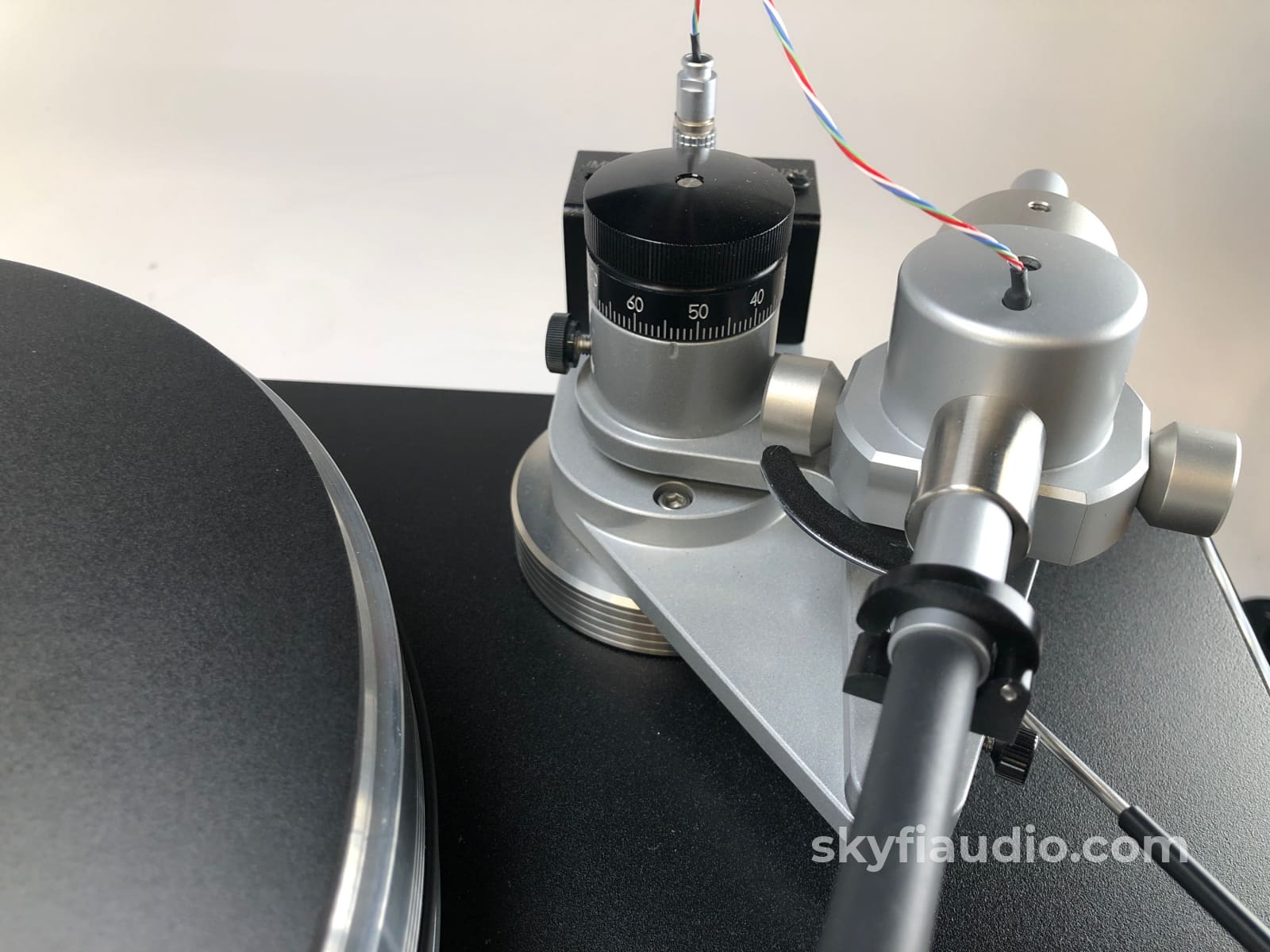 Vpi Classic 3 Turntable - With Jwm Memorial Arm And New Vpi/Grado Gold Cartridge