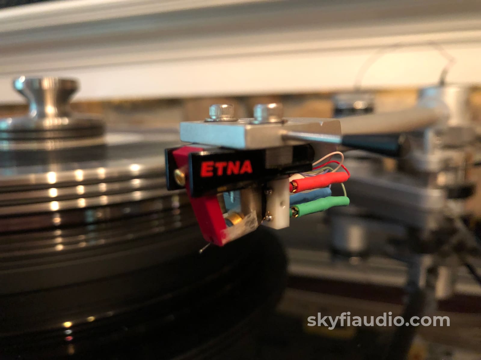 Vpi Hr-X Turntable With 12 Tonearm - Award Winning Like New