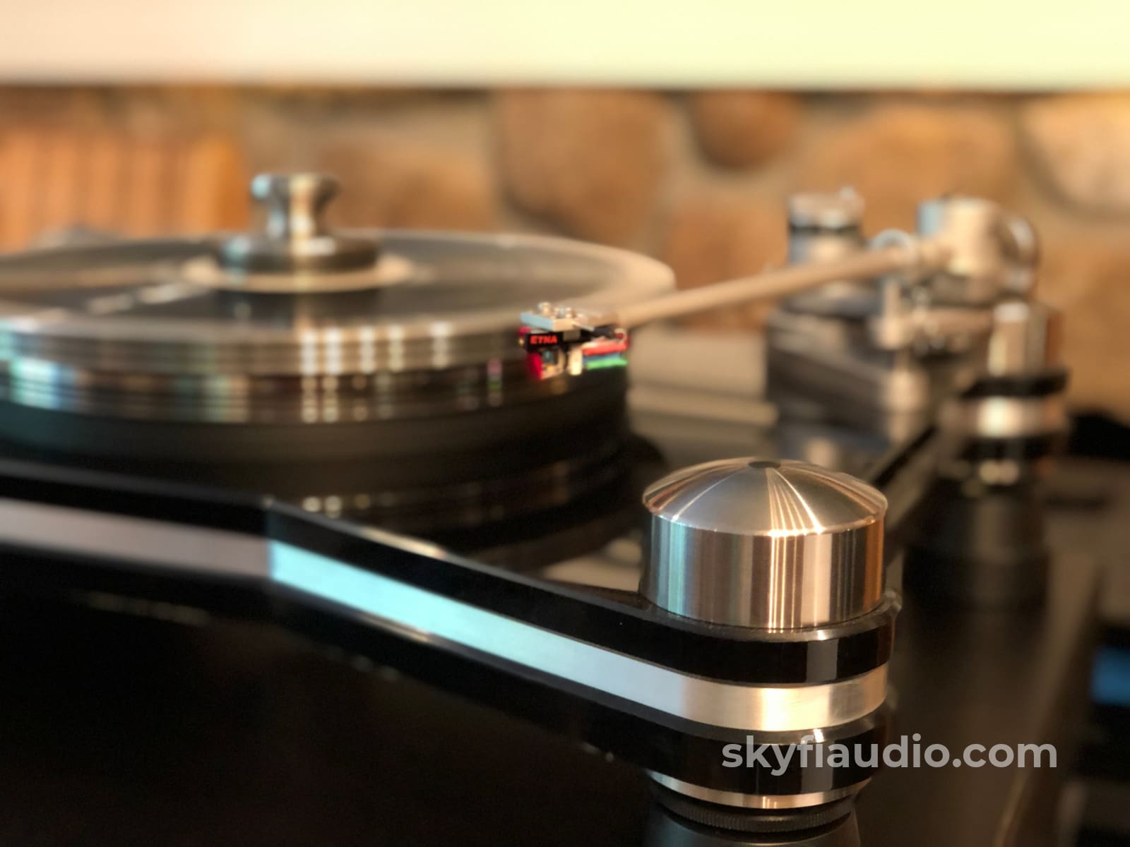 Vpi Hr-X Turntable With 12 Tonearm - Award Winning Like New