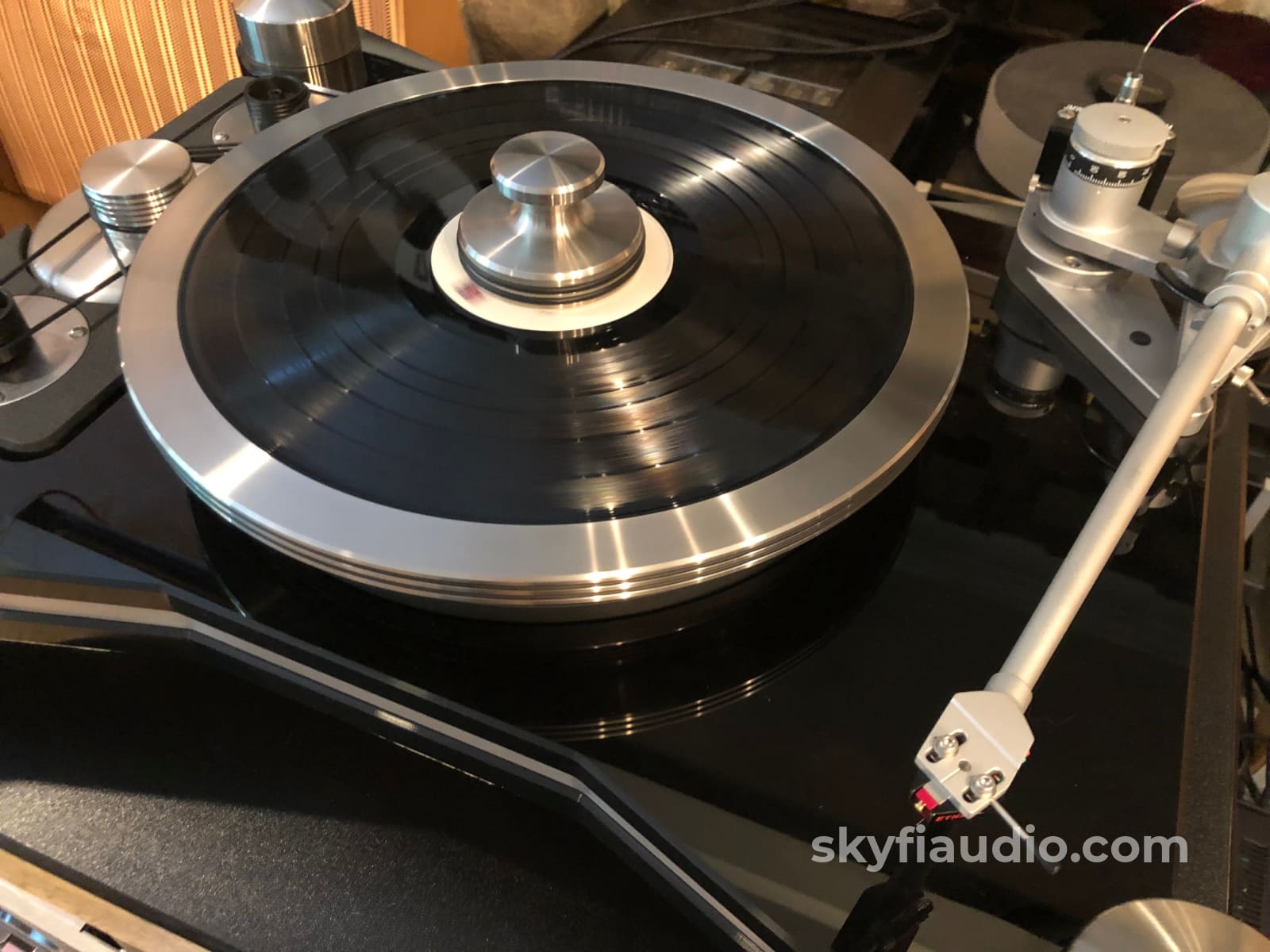 Vpi Hr-X Turntable With 12 Tonearm - Award Winning Like New