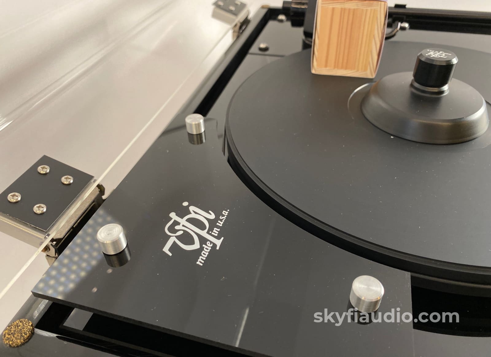 Vpi Hw-19 Vintage Turntable W/Zeta Tonearm And New Sumiko Cartridge