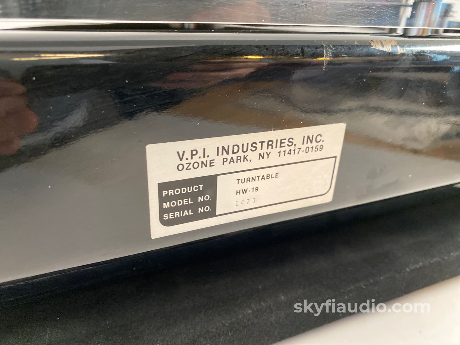Vpi Hw-19 Vintage Turntable W/Zeta Tonearm And New Sumiko Cartridge