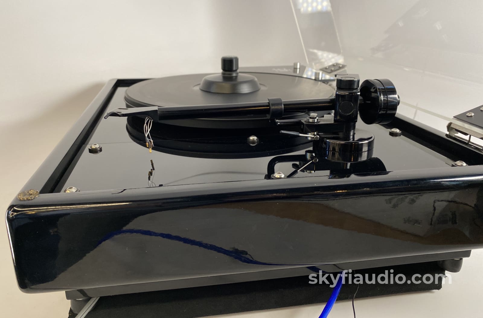 Vpi Hw-19 Vintage Turntable W/Zeta Tonearm And New Sumiko Cartridge