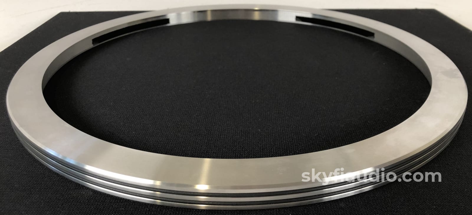 Vpi Industries Periphery Outer Ring Record Clamp - Great Upgrade For Any Table Accessory