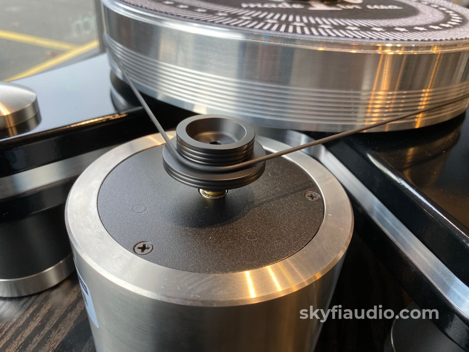 Vpi Prime Signature Turntable With Jmw Memorial Tonearm And New Sumiko Cartridge