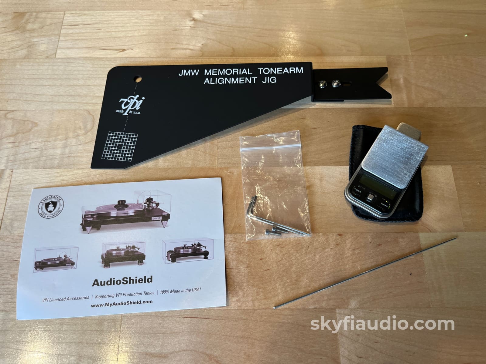 VPi Scout Turntable - w/ Hana EH MC Cartridge Turntable