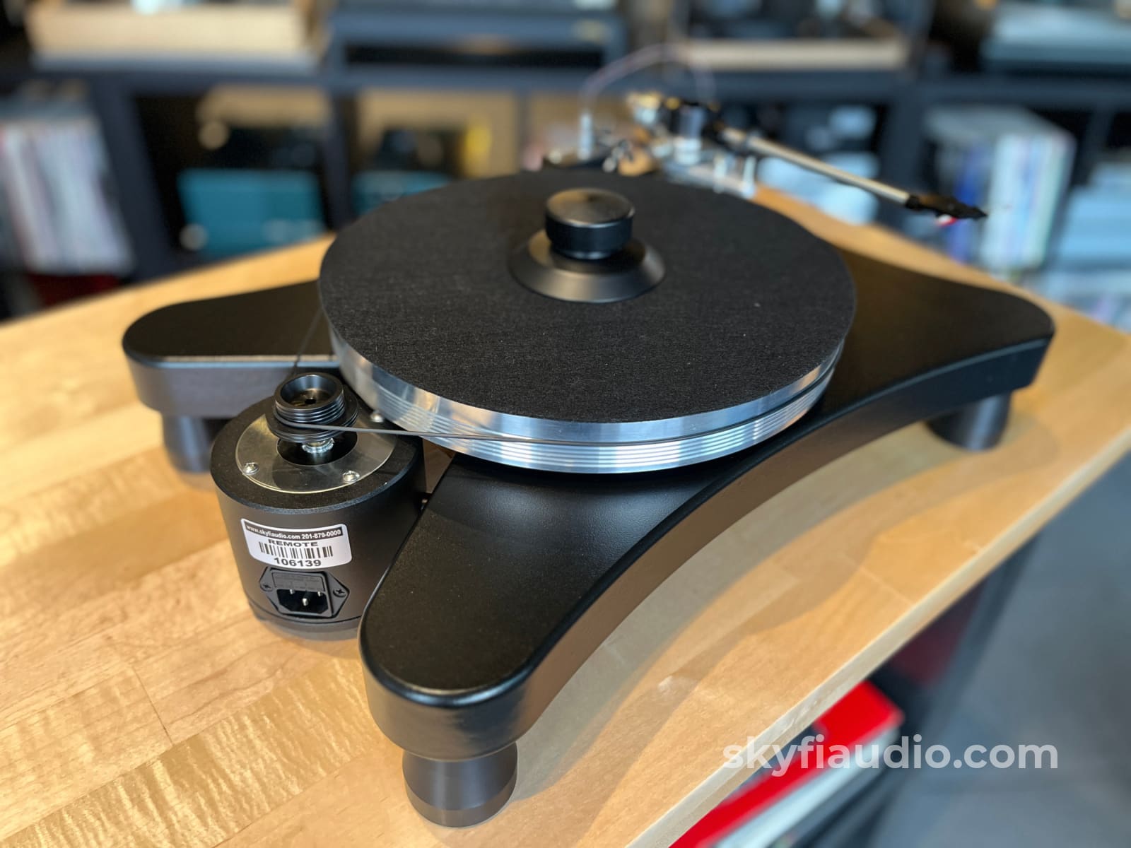 VPi Scout Turntable - w/ Hana EH MC Cartridge Turntable