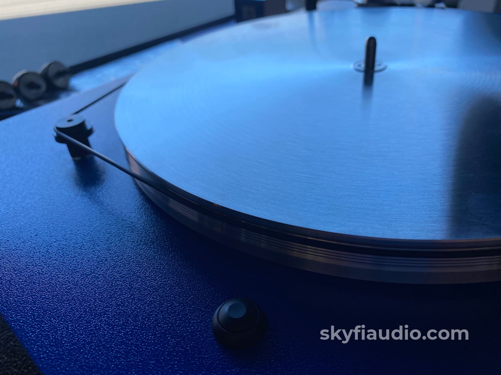 Vpi Traveler Turntable W/Many Upgrades And New Sumiko Blue Point No. 3