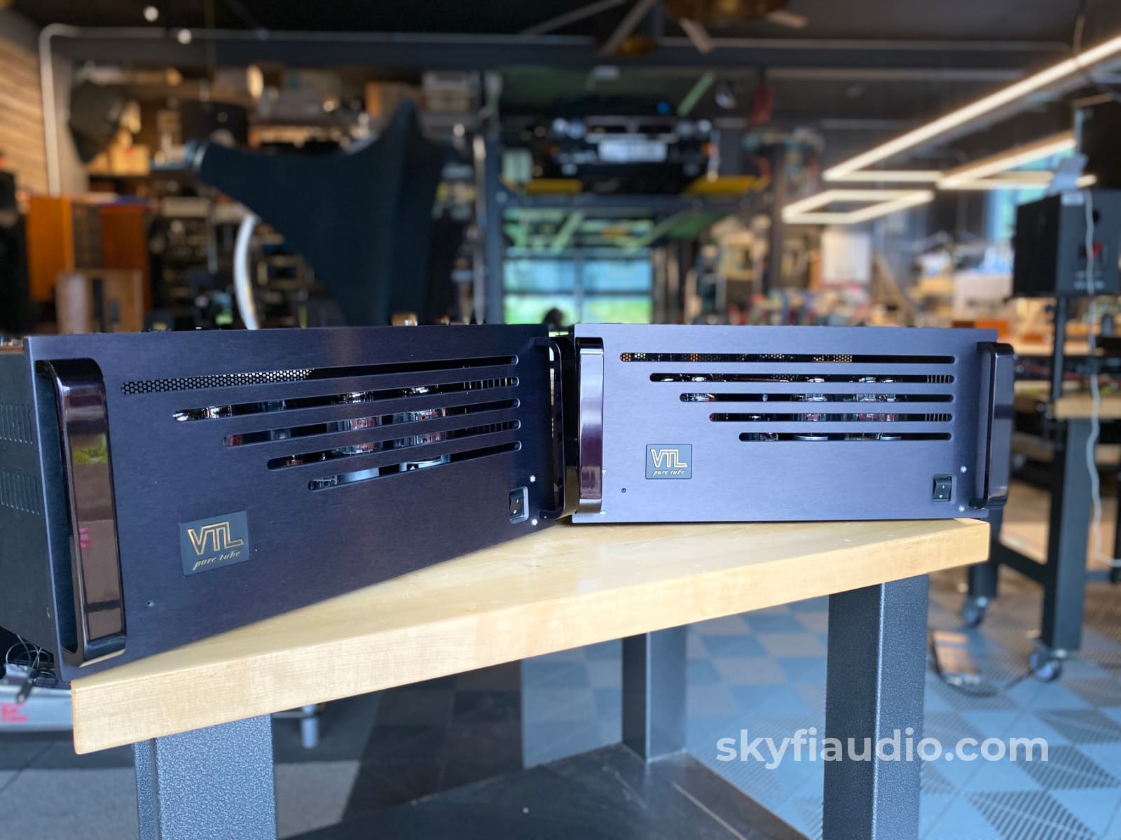 Vtl Mb-185 Signature Tube Monoblock Amplifiers - Super Clean Amplifier