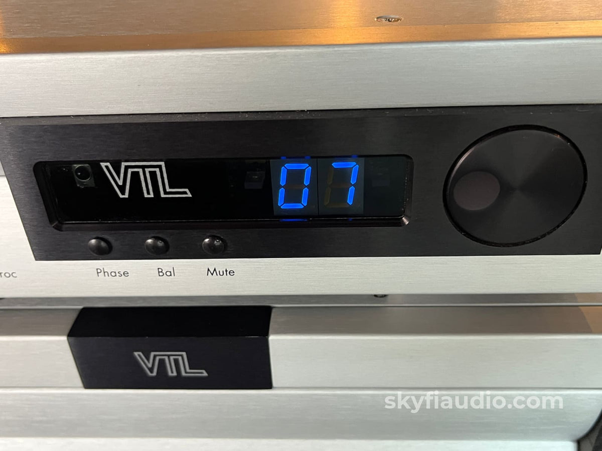 VTL TL7.5 Two Piece Tube/FET Reference Preamplifier - w/ Custom Black Ash Side Panels Preamplifier