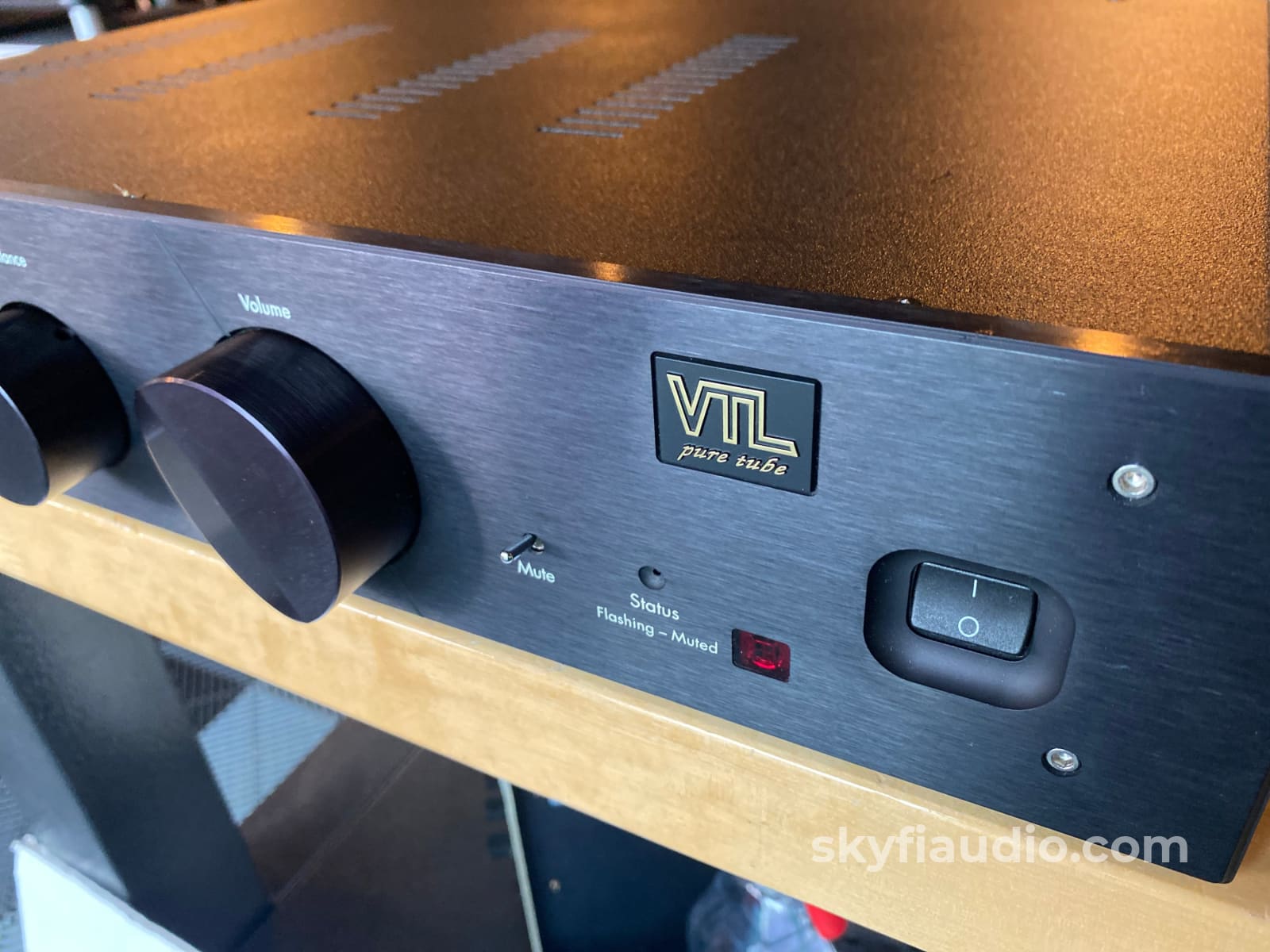 VTL (Vacuum Tube Logic) TL2.5 Line Level Tube Preamp w/Remote
